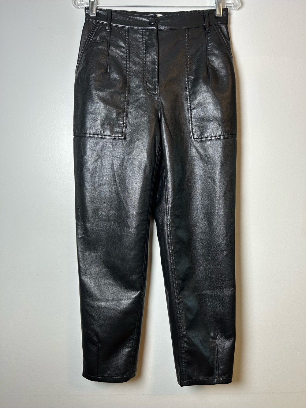 Wilfred Aritzia Black faux leather pants size 4 high rise tapered ankle pants